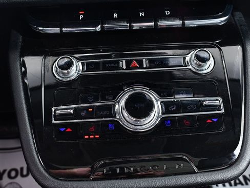 Used 2022 Lincoln Corsair Reserve w/ Equipment Group 201A image 27