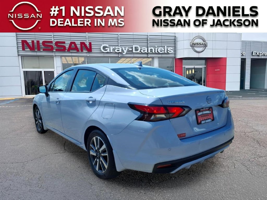 Used 2025 Nissan Versa SV w/ Trunk Package FWD image 5