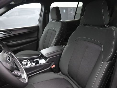 New 2026 Jeep Grand Cherokee L 4WD image 13