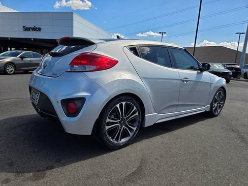 Used 2016 Hyundai Veloster Turbo w/ Option Group 04 FWD image 6