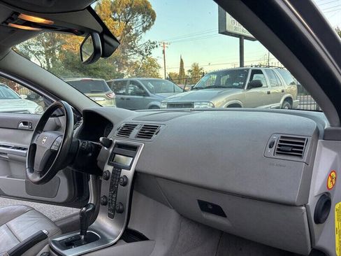 Used 2005 Volvo V50 T5 image 14