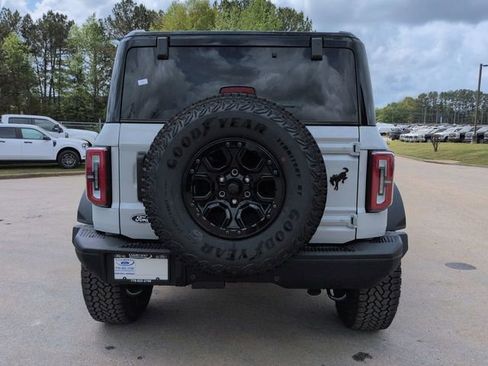 New 2026 Ford Bronco Badlands image 5