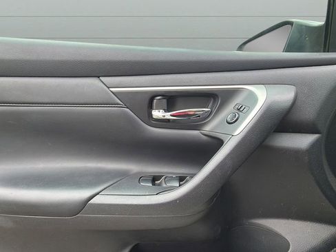 Used 2015 Nissan Altima 2.5 S w/ Power Driver Seat Package FWD image 22