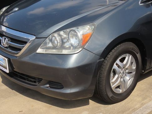 Used 2006 Honda Odyssey EX-L image 2