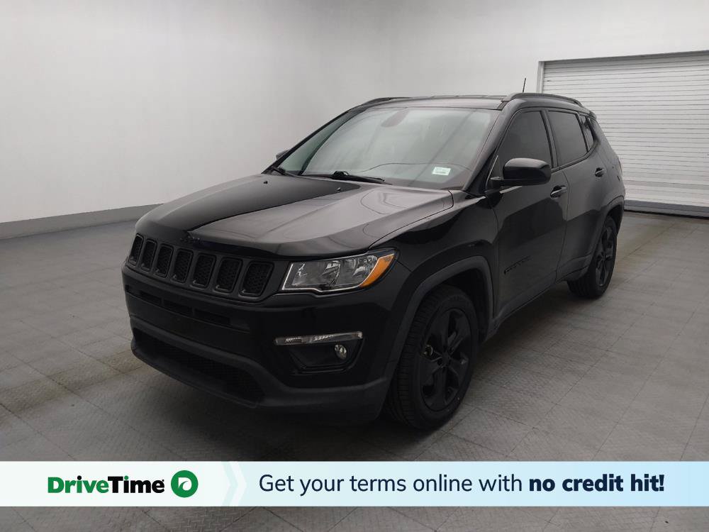 Used 2019 Jeep Compass Latitude FWD image 1