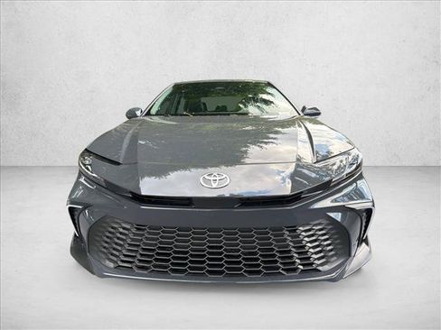 Used 2026 Toyota Camry SE FWD image 8