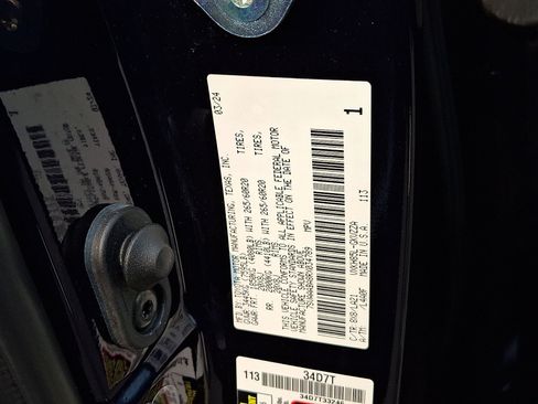 Used 2024 Toyota Sequoia Platinum AWD/4WD image 27