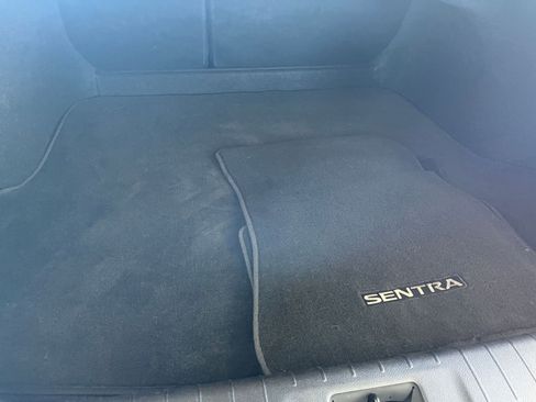 Used 2025 Nissan Sentra SV image 31