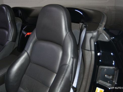 Used 2009 Chevrolet Corvette w/ Preferred Equipment Group image 17