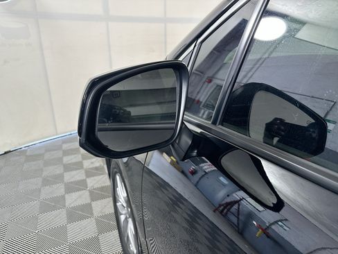 Used 2025 Toyota Sienna XLE FWD image 10