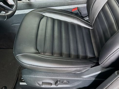 Used 2021 Ford Edge SEL w/ Convenience Package AWD/4WD image 20