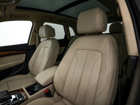 Certified 2023 Audi Q5 2.0T Premium Plus AWD/4WD image 17