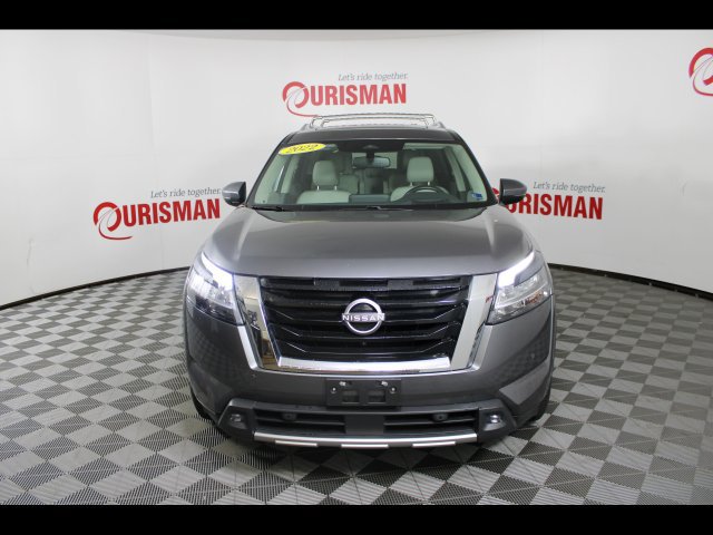 Used 2022 Nissan Pathfinder Platinum AWD/4WD image 13