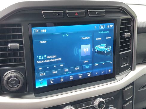 Used 2022 Ford F150 XLT w/ Equipment Group 302A High image 16