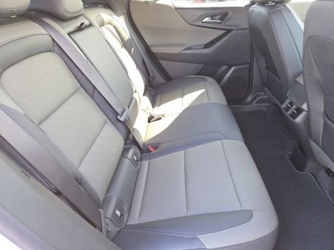 Certified 2026 Chevrolet Equinox LT w/ Convenience Package II AWD/4WD image 28