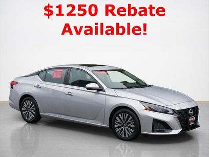 Certified 2023 Nissan Altima 2.5 SV w/ SV Premium Package