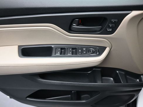 Used 2024 Honda Odyssey EX-L image 10
