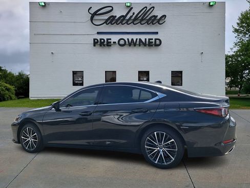 Used 2025 Lexus ES 350 w/ Premium Package image 5