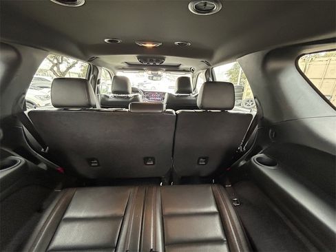 Used 2024 Dodge Durango GT image 17