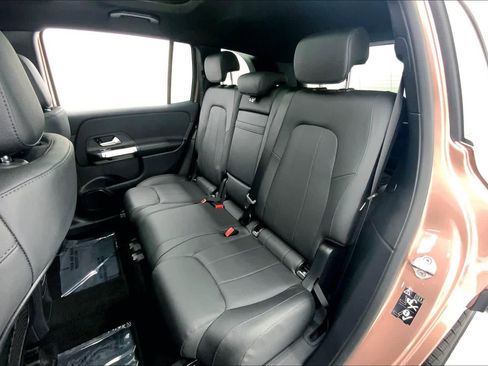 Certified 2023 Mercedes-Benz GLB 250 image 17