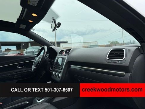 Used 2013 Volkswagen Eos FWD image 10