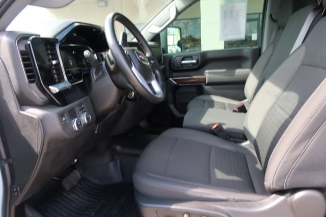 Used 2024 GMC Sierra 3500 SLE w/ SLE Convenience Package RWD image 7