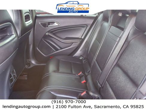 Used 2018 Mercedes-Benz CLA 250 image 17