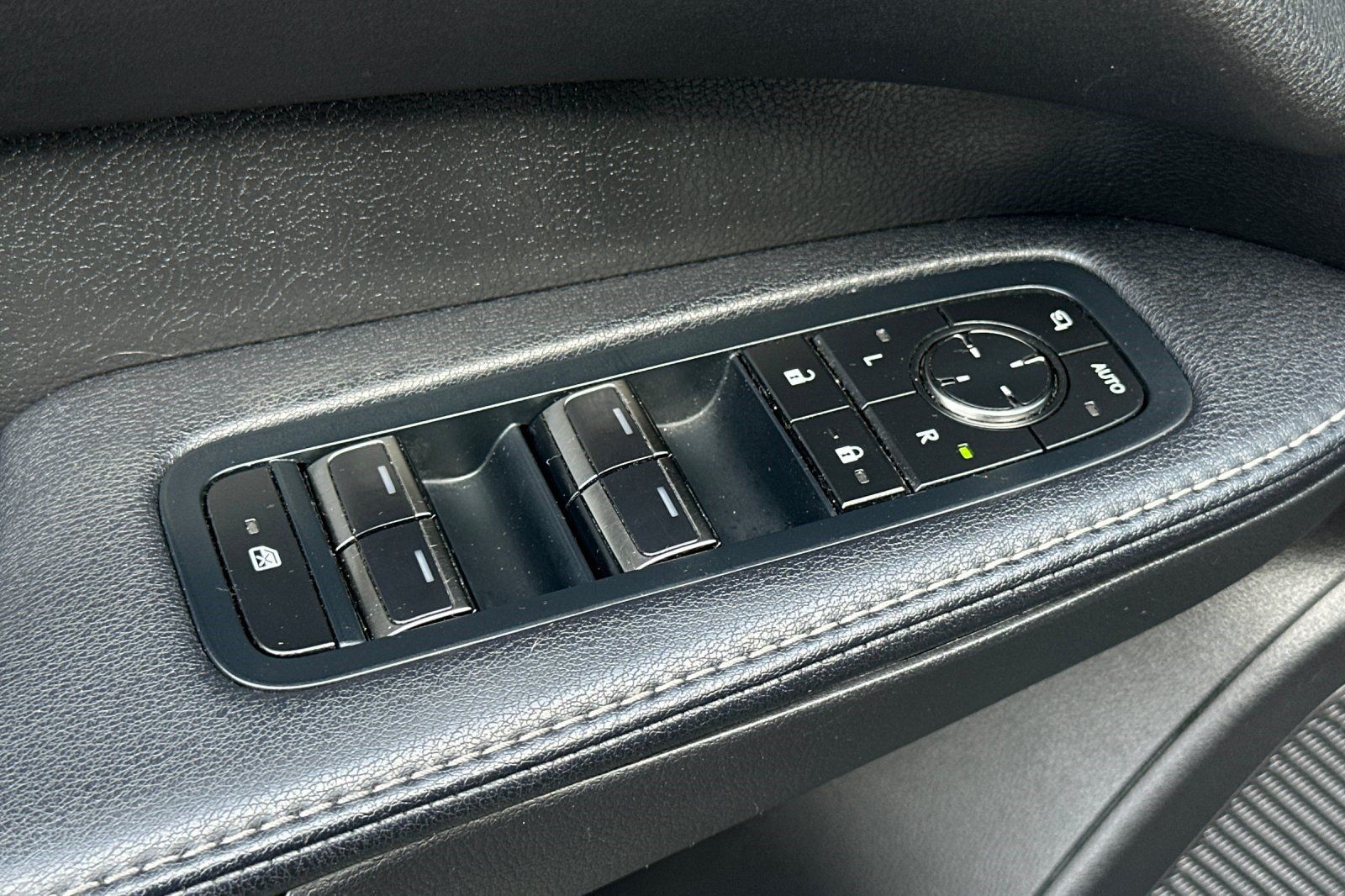 Used 2024 Lexus RX 350 FWD w/ Technology Package image 14