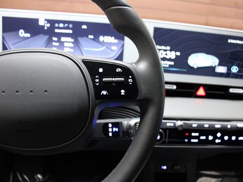 Used 2024 Hyundai Ioniq 5 SEL image 20