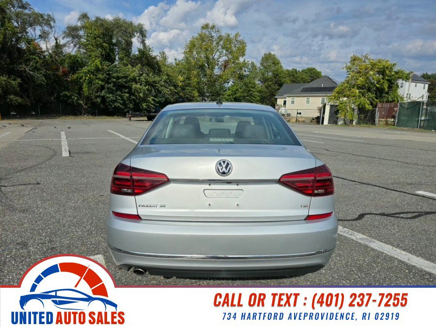 Used 2018 Volkswagen Passat 2.0T SE w/ SE Lighting Package FWD image 4