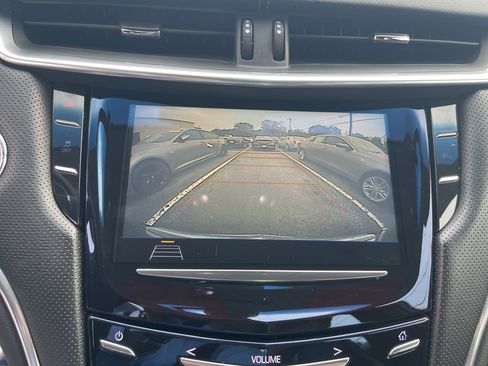 Used 2019 Cadillac XTS Luxury FWD image 21