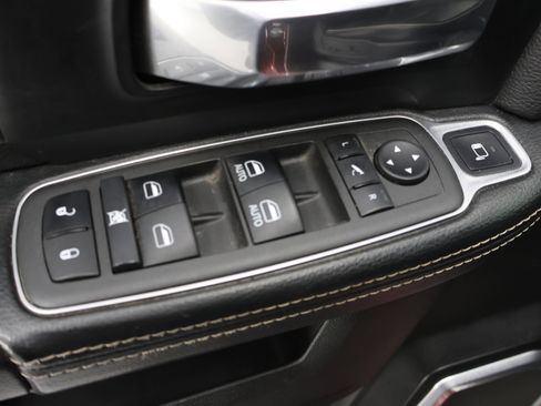 Used 2022 RAM 3500 Laramie image 41