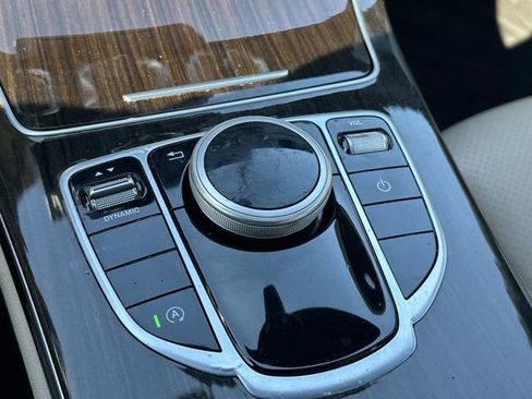 Used 2018 Mercedes-Benz C 300 4MATIC Sedan image 25