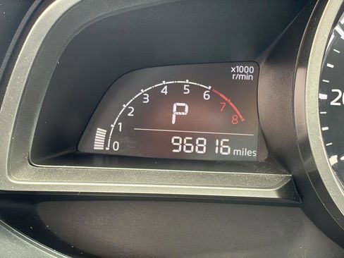 Used 2018 MAZDA MAZDA3 Touring FWD image 23