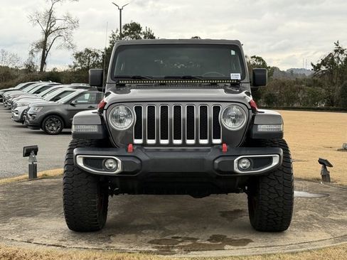 Used 2020 Jeep Wrangler Unlimited Sahara image 2