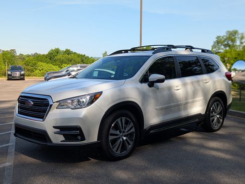 Used 2022 Subaru Ascent Limited w/ Technology Package image 5