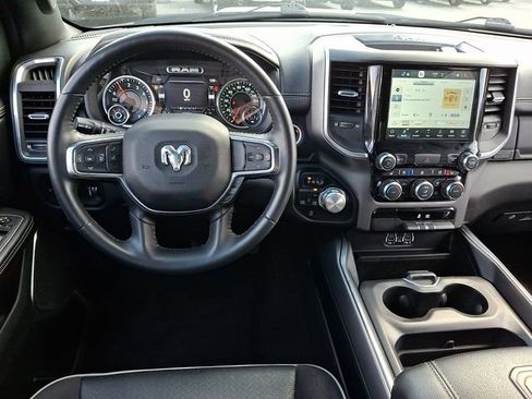 Used 2024 RAM 1500 Laramie AWD/4WD image 11