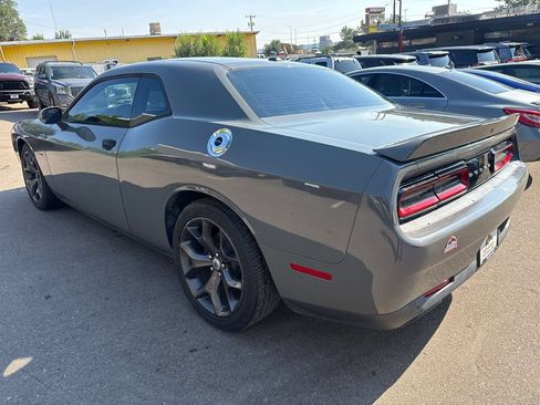 Used 2018 Dodge Challenger R/T RWD image 5