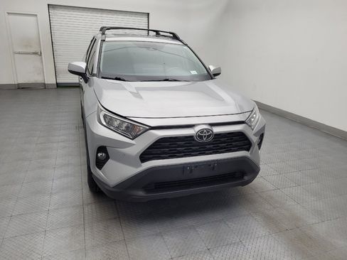 Used 2019 Toyota RAV4 XLE w/ Convenience Package FWD image 14