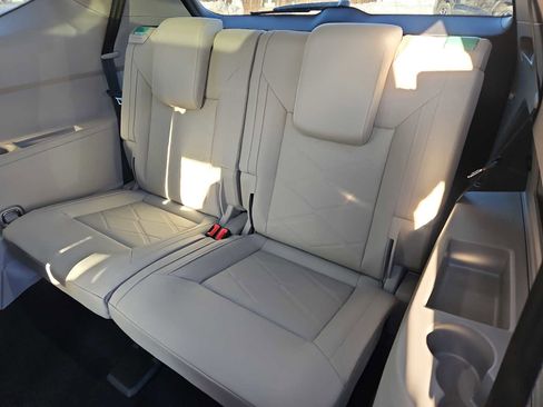 New 2026 Volkswagen Atlas SE image 22