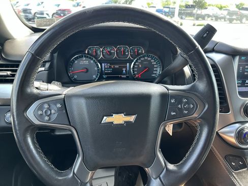 Used 2020 Chevrolet Tahoe LT w/ Off-Road Package AWD/4WD image 26