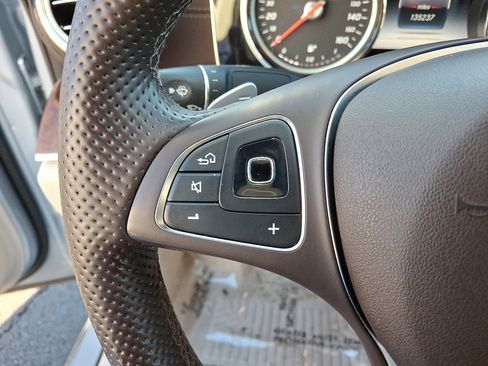 Used 2017 Mercedes-Benz E 300 4MATIC image 22