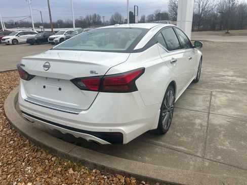 Used 2023 Nissan Altima 2.5 SL image 5