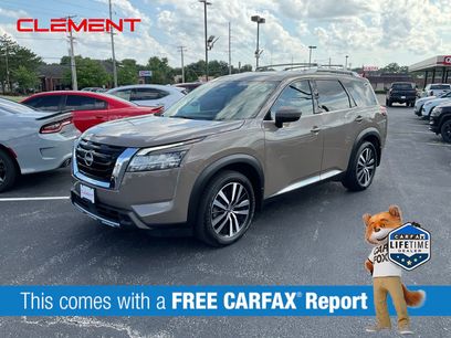 Used 2023 Nissan Pathfinder Platinum