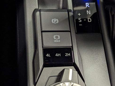 New 2025 Toyota 4Runner 4WD image 32