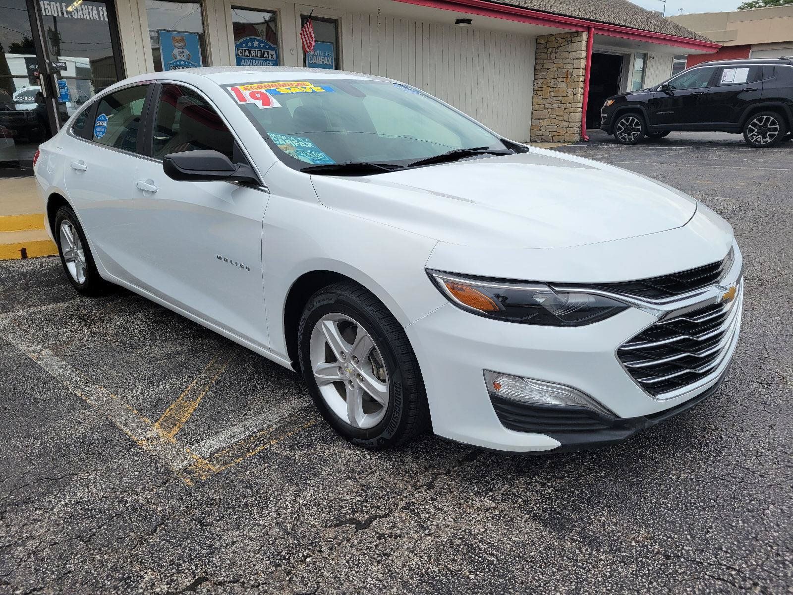 Used 2019 Chevrolet Malibu LS w/ LPO, Convenience Package 2 FWD image 3