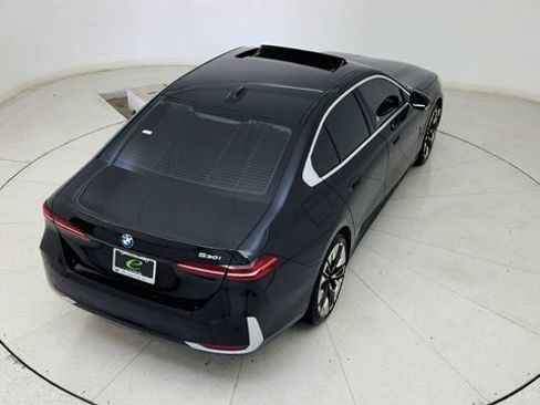 Used 2026 BMW 530i RWD image 80