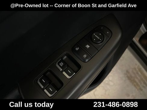 Used 2022 Kia Sportage LX AWD/4WD image 16