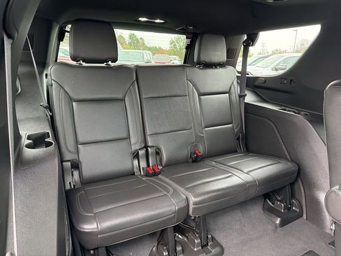 Used 2021 Chevrolet Tahoe LT w/ LT Signature Package RWD image 18