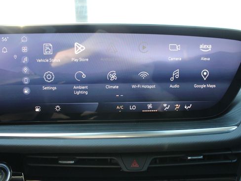 Used 2025 Buick Envision Preferred AWD/4WD image 32